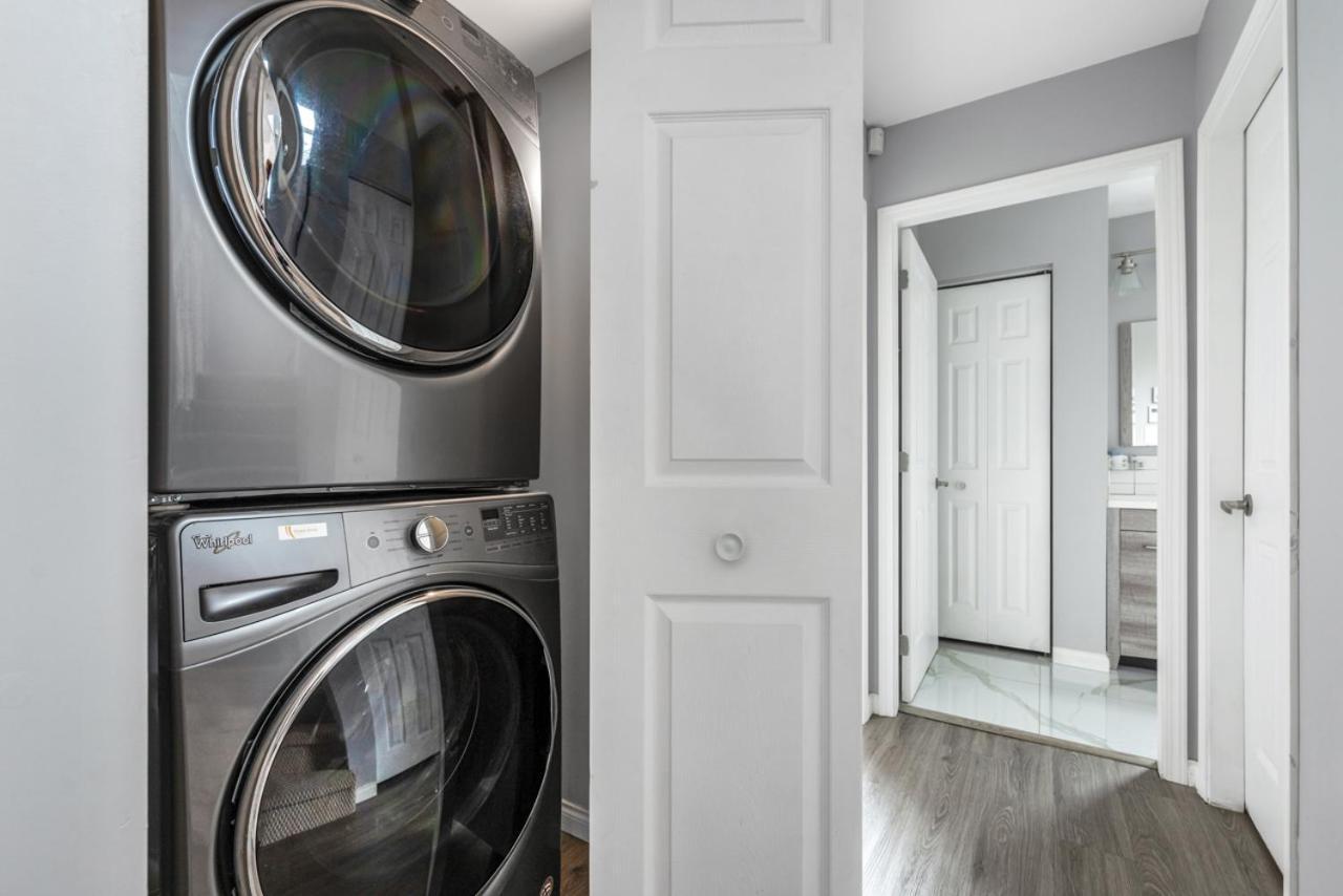 Stylish Dual Bedroom Suite In Van West Vancouver Exterior foto